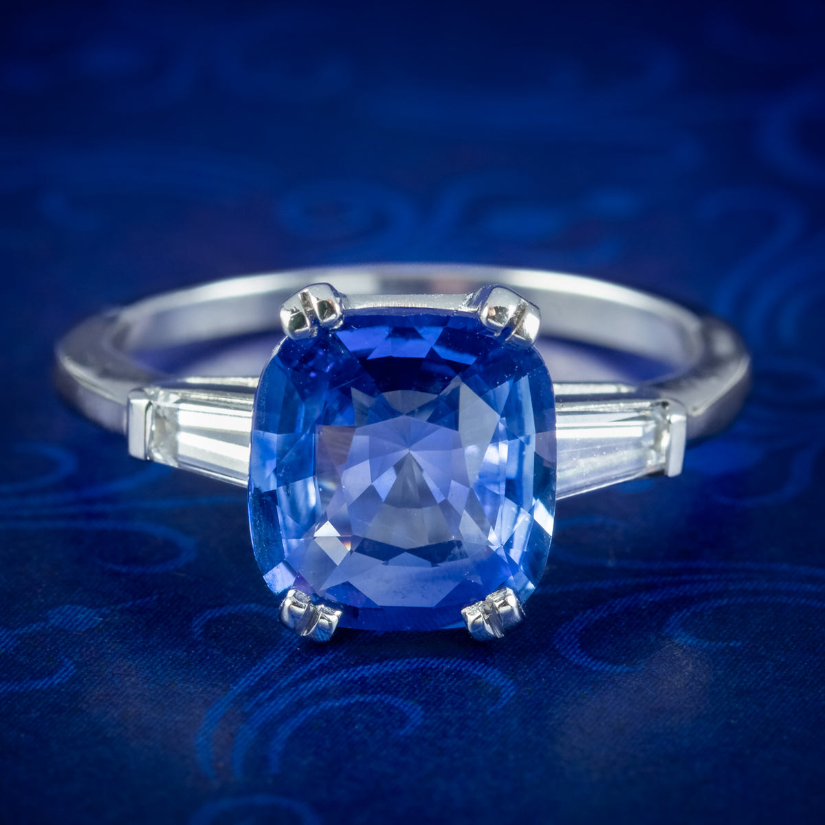 Art Deco Style Sapphire Diamond Trilogy Ring 3.25ct Sapphire Main image