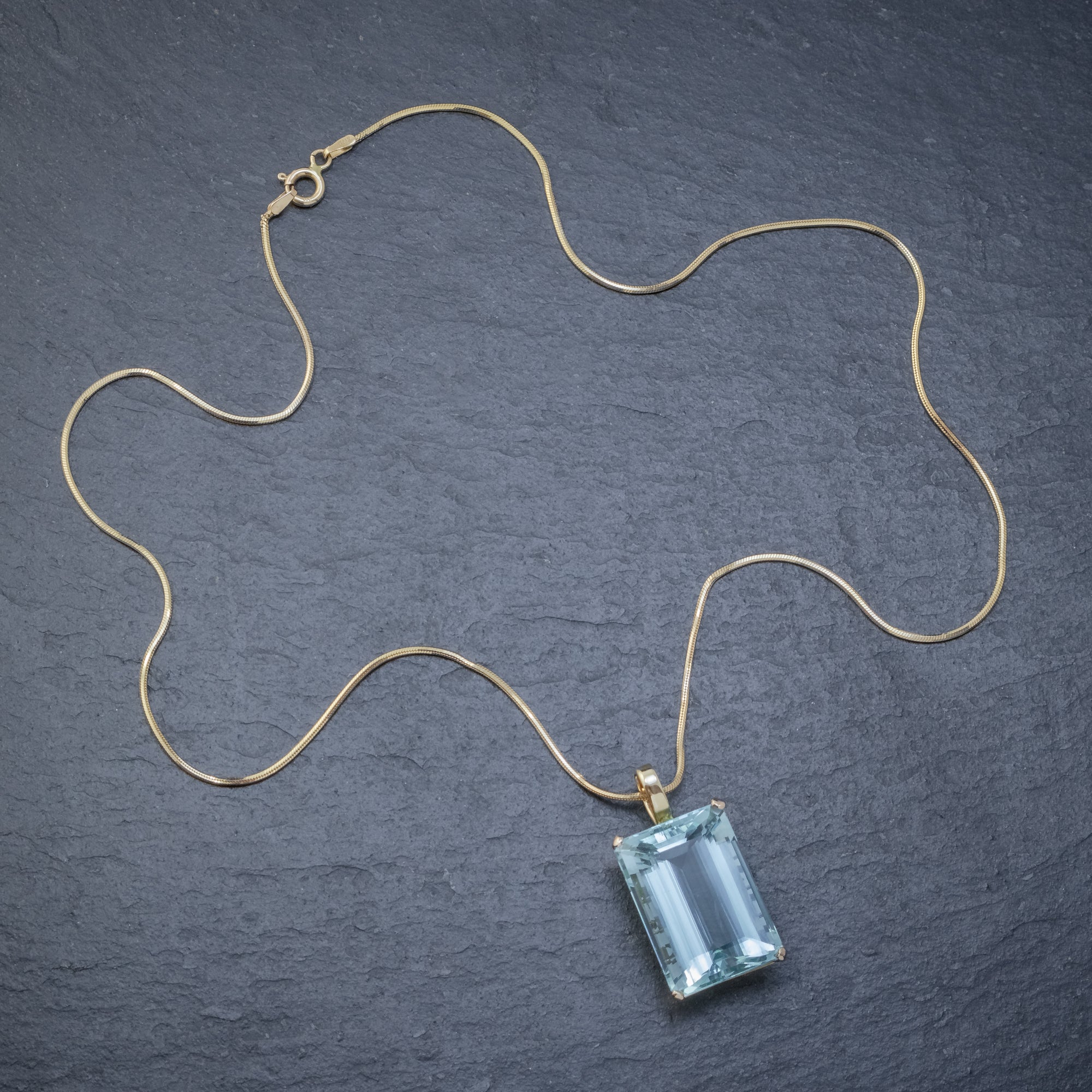 ART DECO AQUAMARINE PENDANT NECKLACE 30CT EMERALD CUT AQUA 14CT GOLD TOP
