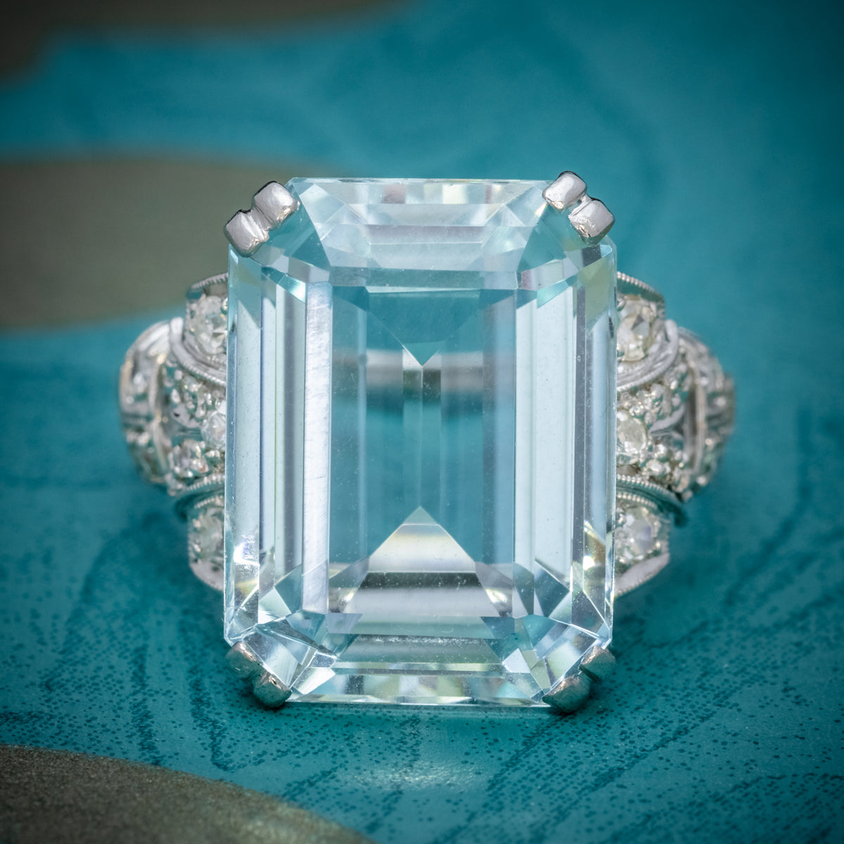 Art Deco 14.89ct Aquamarine Diamond Ring Platinum Circa 1920 cover Main image