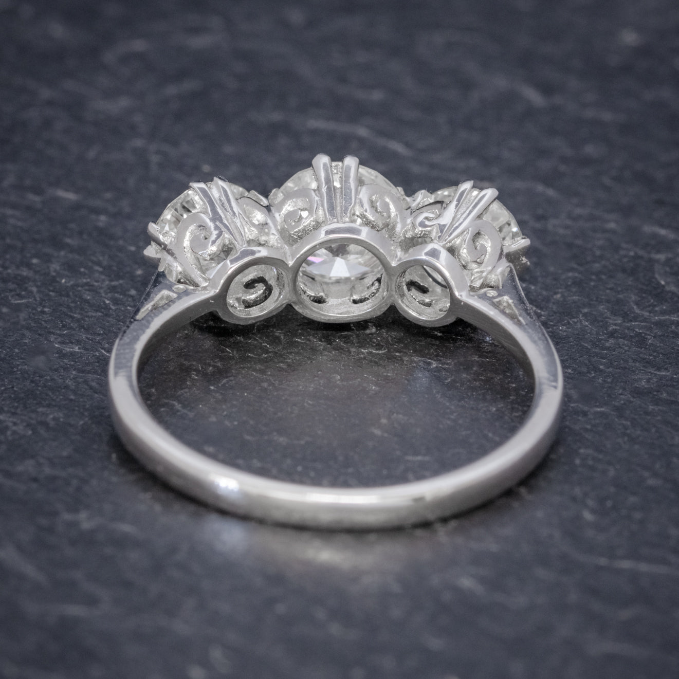 BRILLIANT CUT DIAMOND TRILOGY ENGAGEMENT RING PLATINUM 2.35CT OF DIAMOND CERT BACK