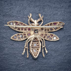 DIAMOND BEE BROOCH 18CT GOLD RUBY EYES 3CT OF DIAMOND BACK