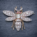 DIAMOND BEE BROOCH 18CT GOLD RUBY EYES 3CT OF DIAMOND FRONT