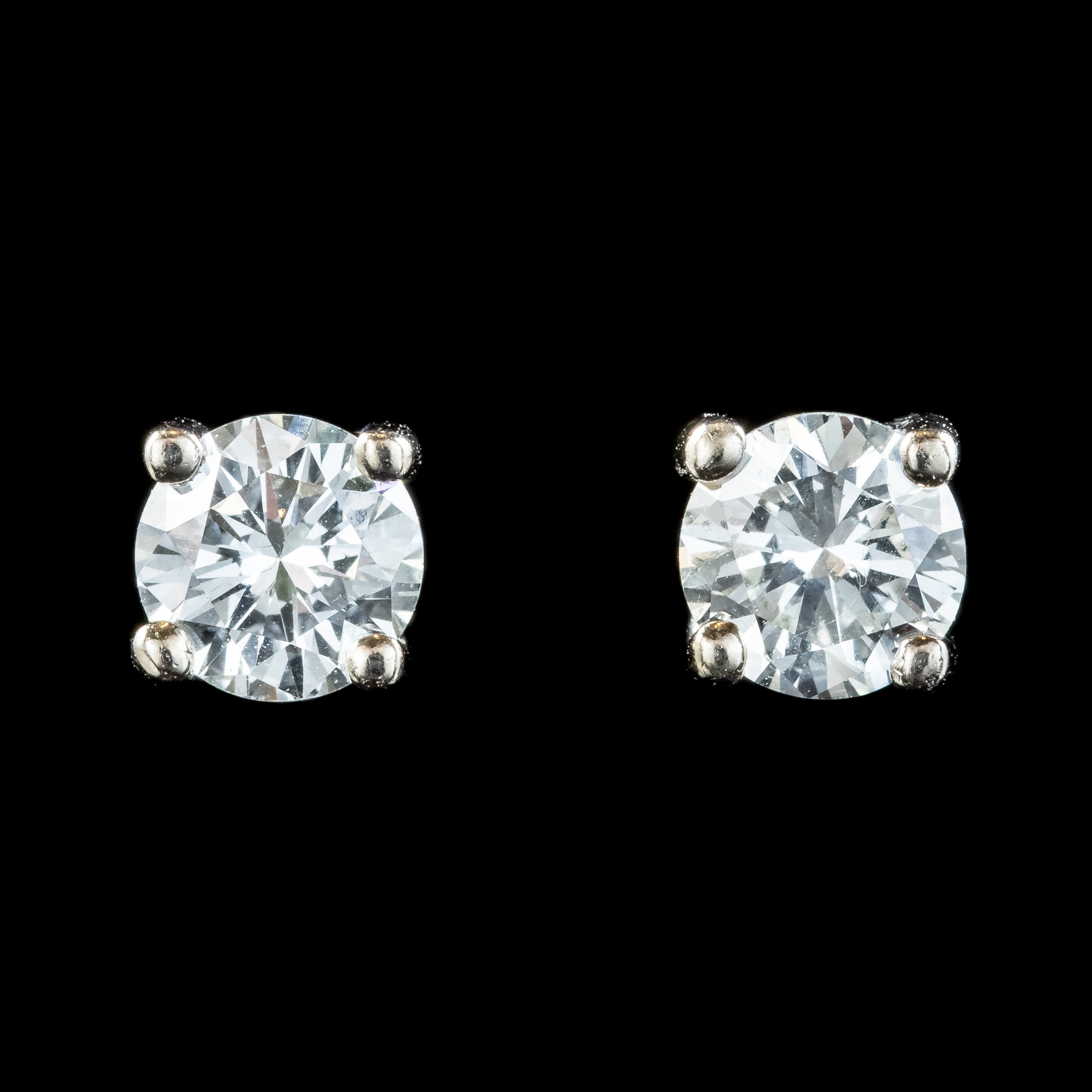 Diamond Solitaire Stud Earrings 18ct Gold 0.64ct Total