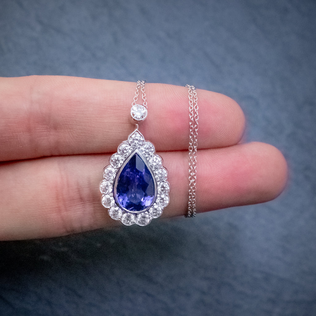 TANZANITE DIAMOND PENDANT NECKLACE 4CT TANZANITE 1.80CT DIAMONDS 18CT WHITE GOLD HAND