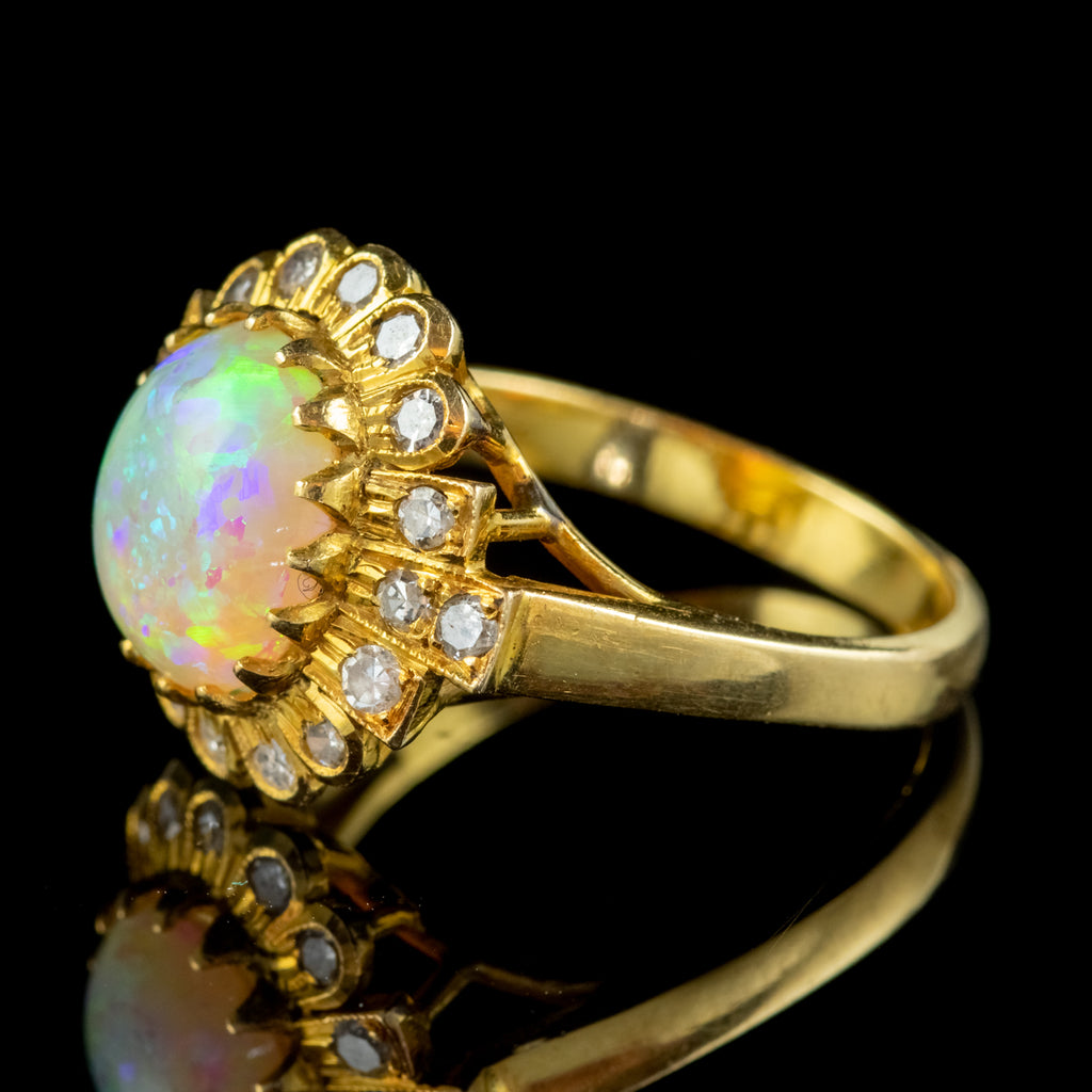 Vintage Opal Diamond Cluster Ring 18Ct Gold 2.50Ct Natural Opal