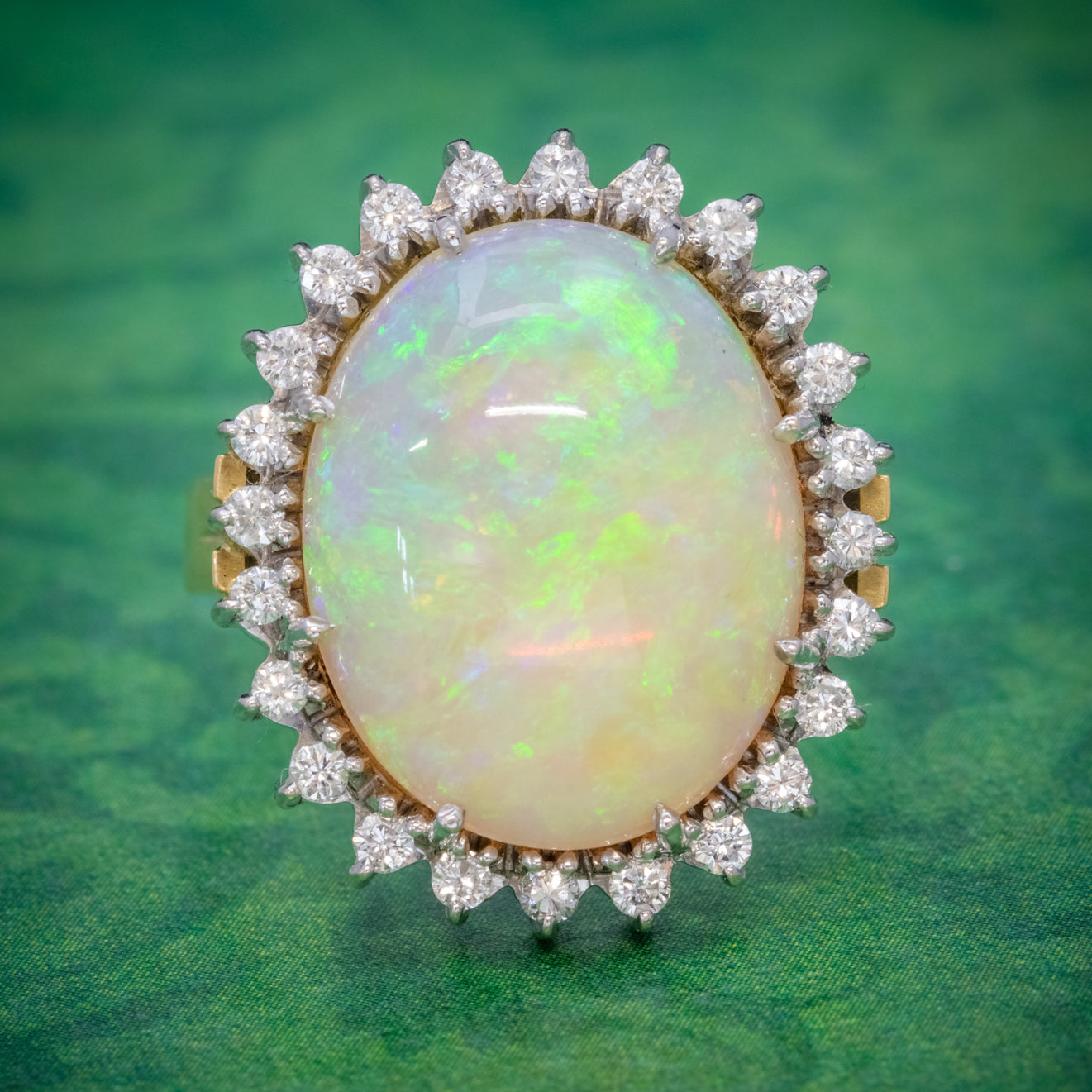 VINTAGE 12CT NATURAL OPAL CLUSTER RING 18CT GOLD CIRCA 1960 COVER Main image