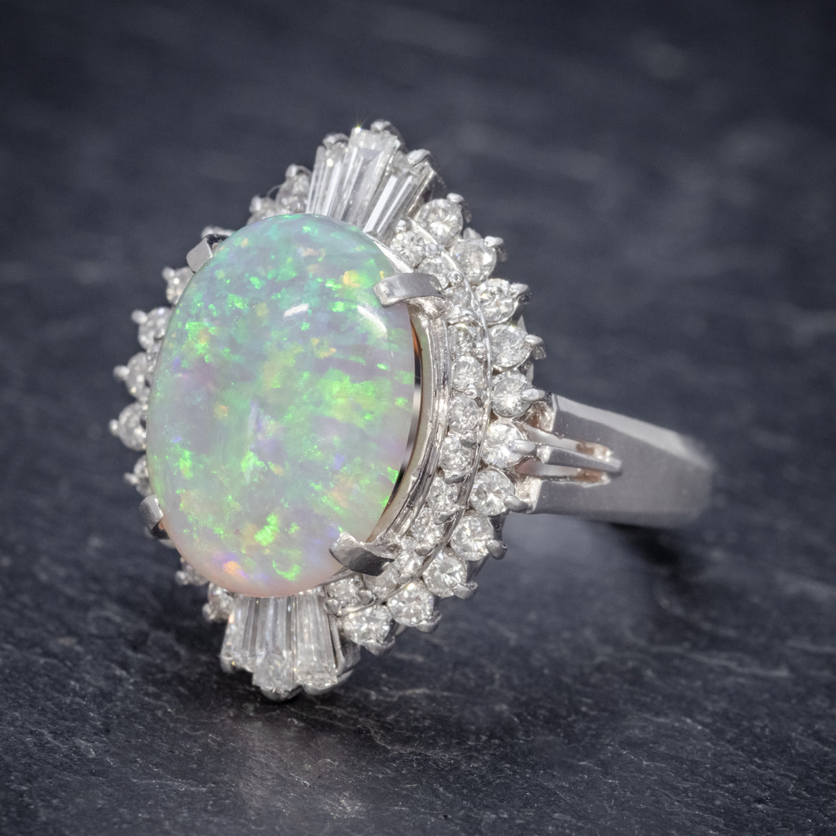 VINTAGE OPAL DIAMOND CLUSTER RING PLATINUM 3.47CT OPAL SIDE