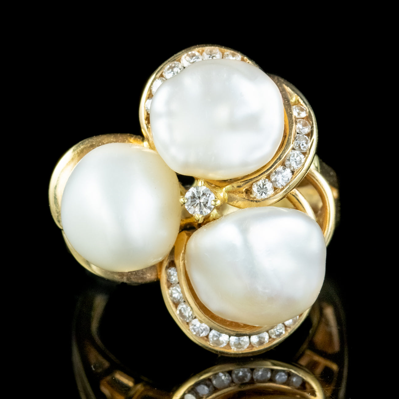 Vintage Natural Baroque Pearl Diamond Cluster Ring Secondary image