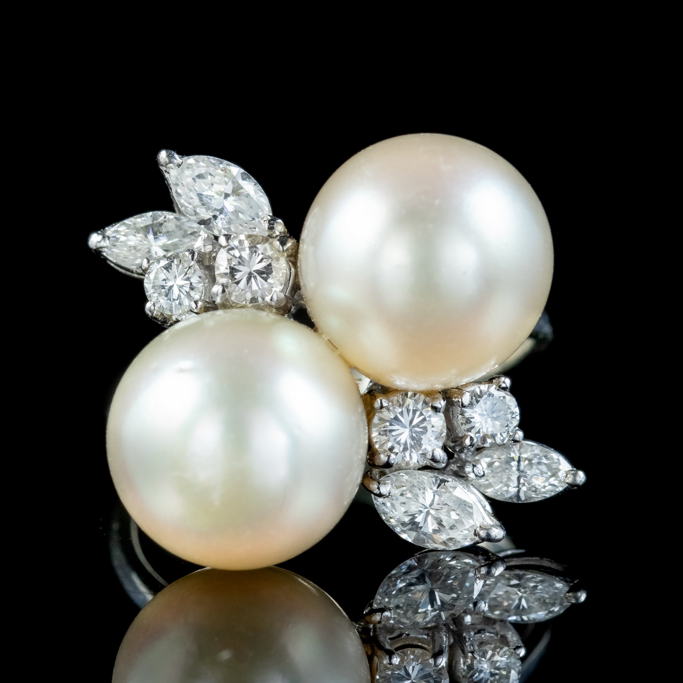Vintage Pearl Diamond Toi Et Moi Twist Ring 1ct Of Diamond Secondary image